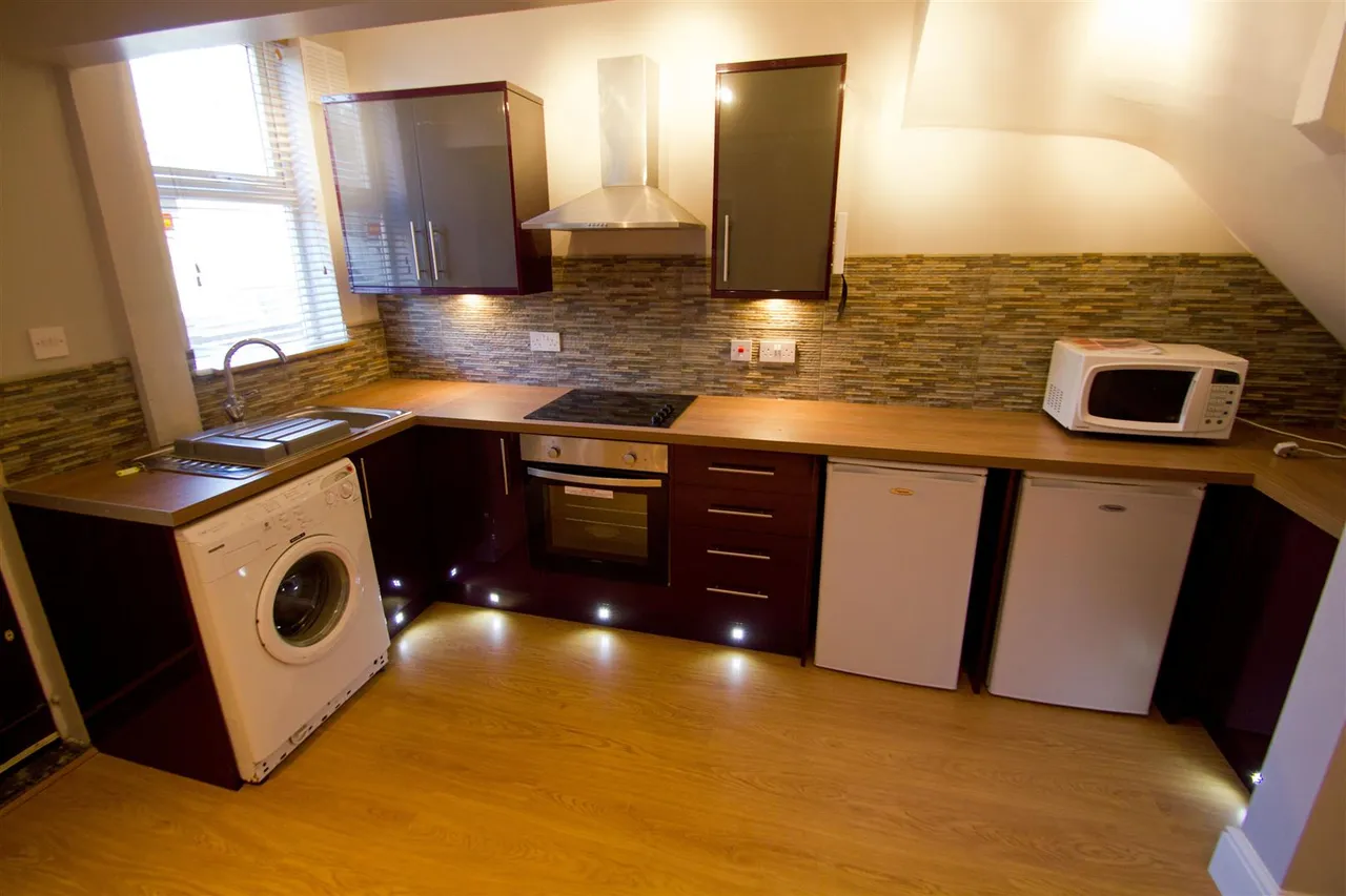 Chestnut Grove, Hyde Park, LS6, photo 6