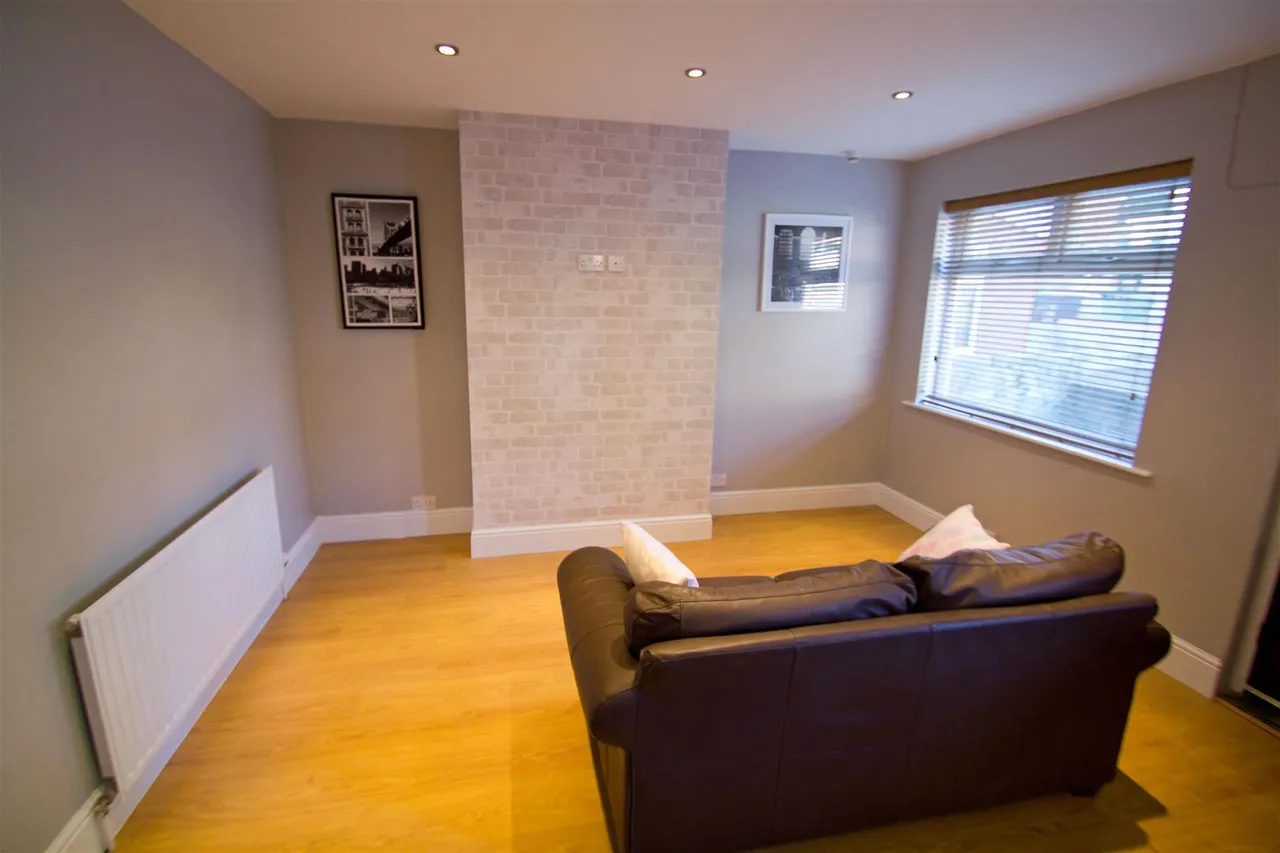 Chestnut Grove, Hyde Park, LS6, photo 2