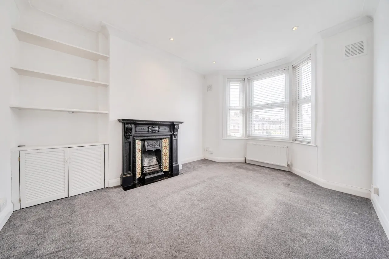 Shorndean Street, London, SE6, photo 2