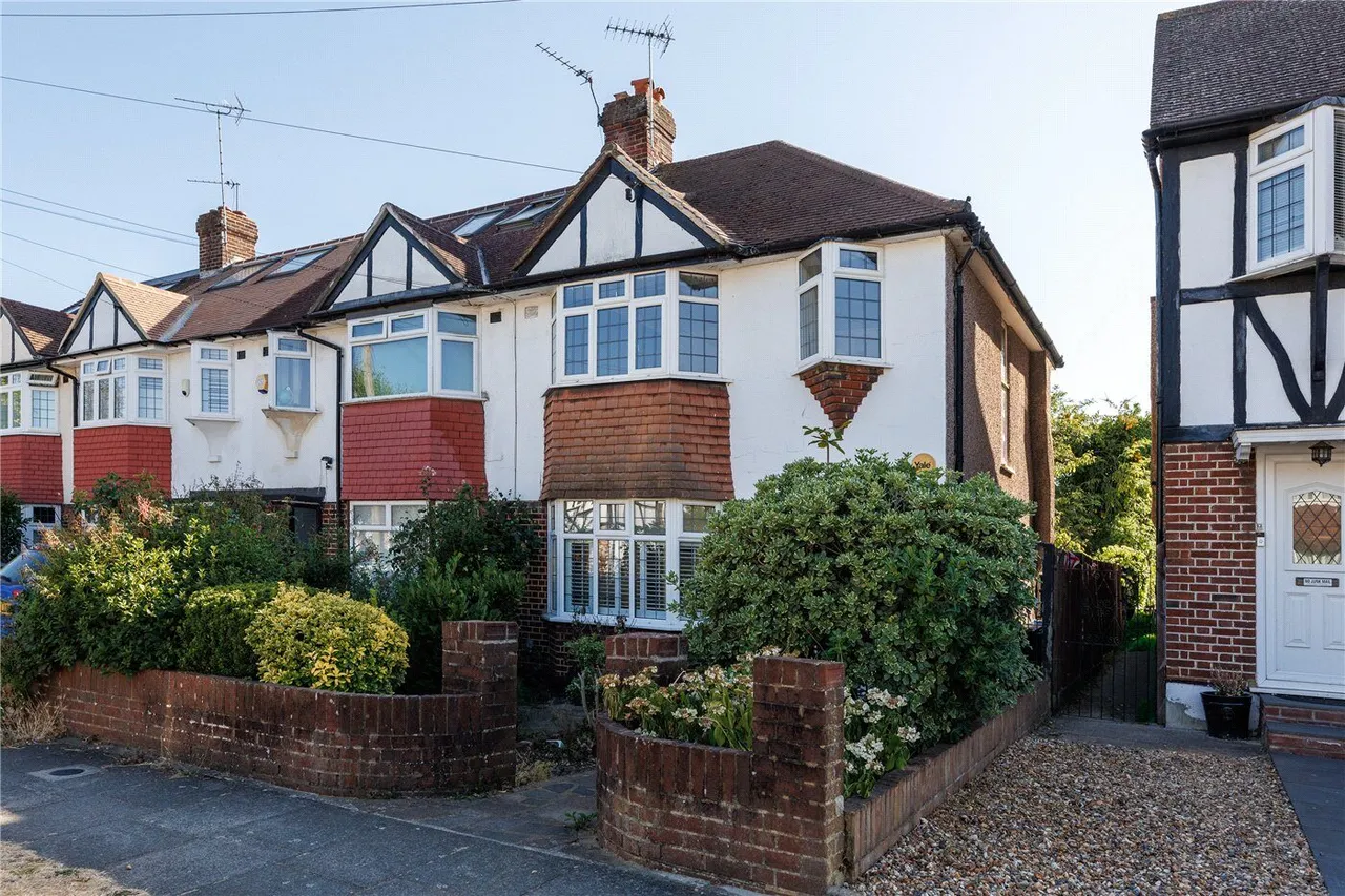 3 bed house for sale, Orme Road, Kingston upon Thames, KT1