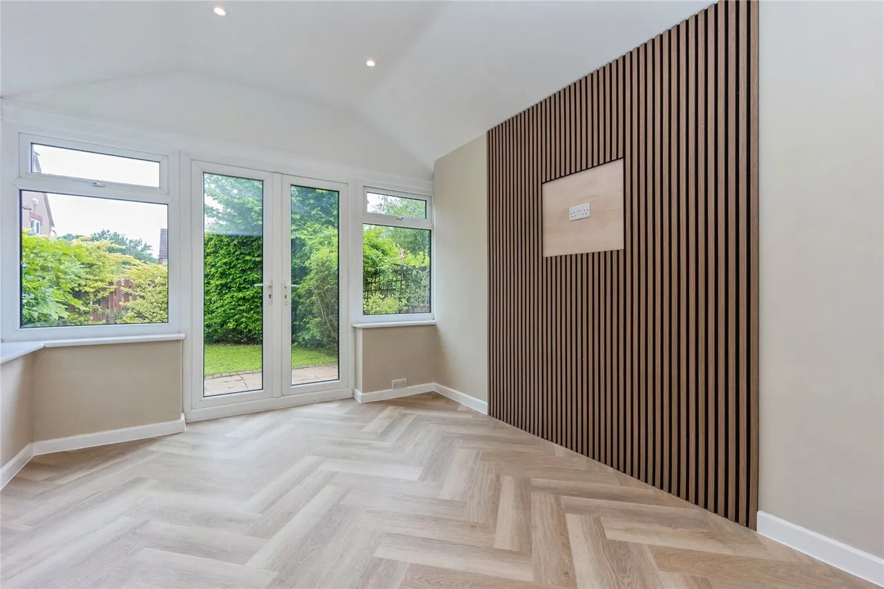 Petrel Close, Stockport, Greater Manchester, SK3, photo 9