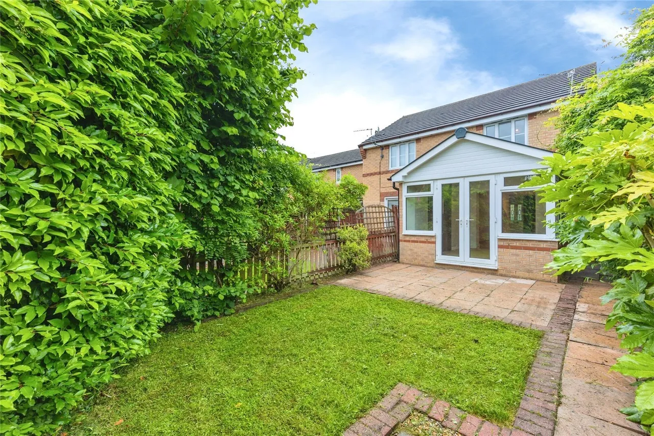 Petrel Close, Stockport, Greater Manchester, SK3, photo 18
