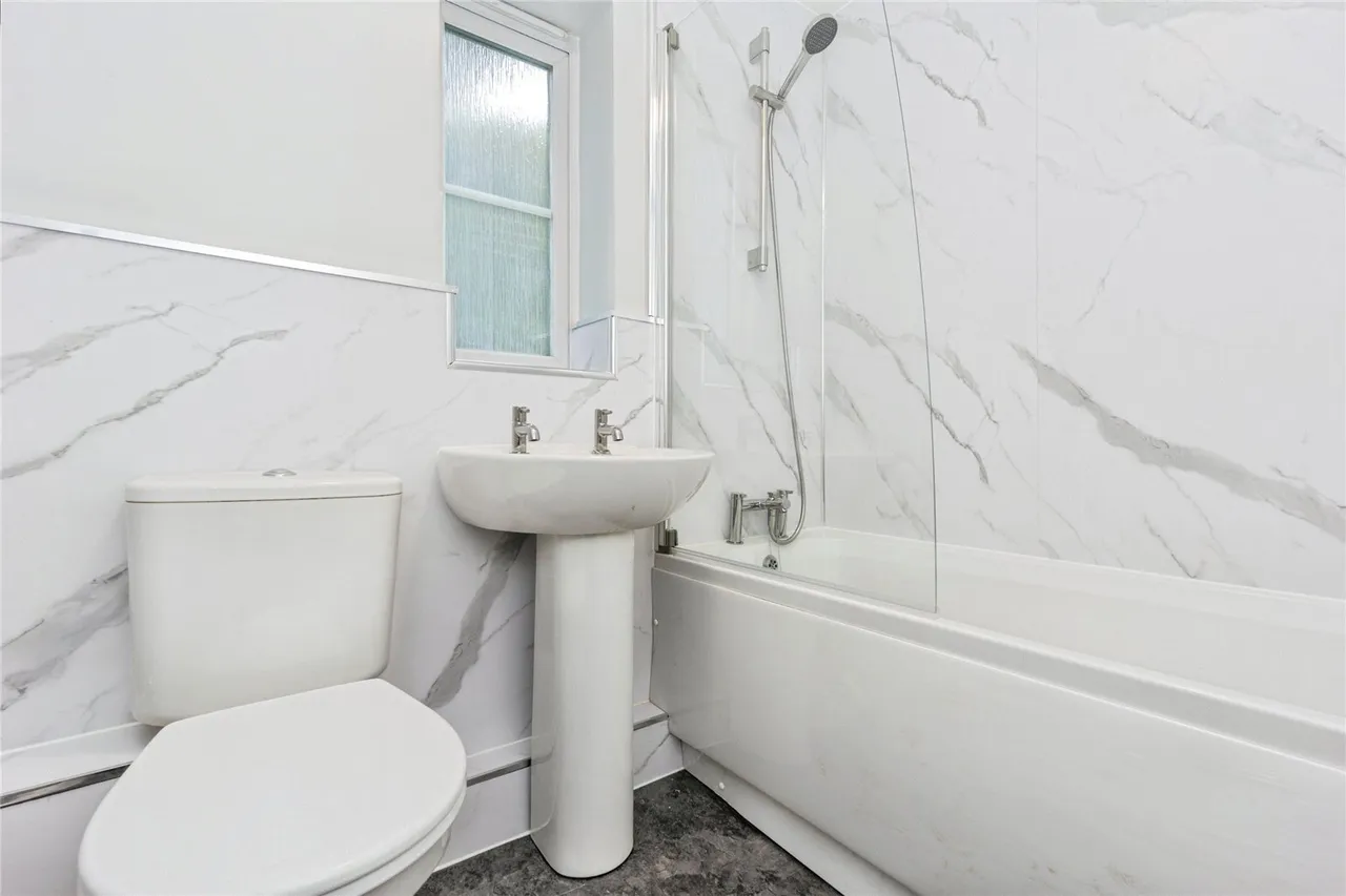 Petrel Close, Stockport, Greater Manchester, SK3, photo 12