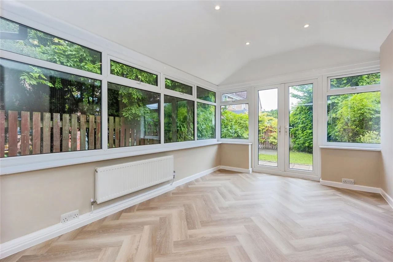 Petrel Close, Stockport, Greater Manchester, SK3, photo 10