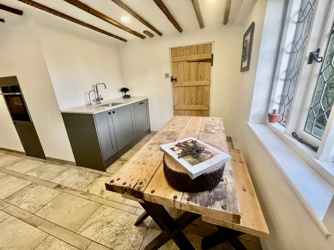 Cassiobridge Lodge, Gade Avenue, Watford WD18, photo 7