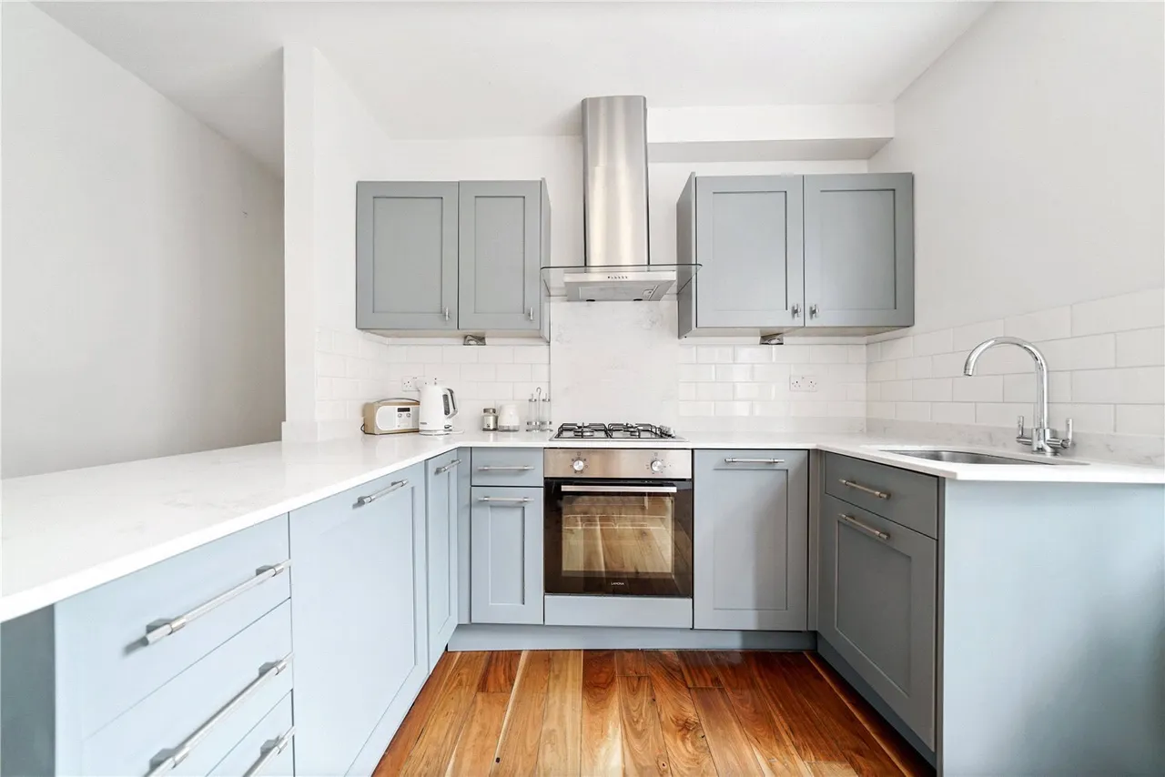 Yukon Road, Clapham South, SW12, photo 2