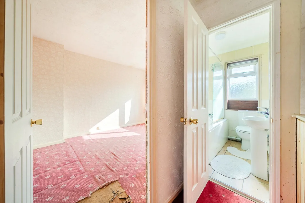 Beaconsfield Road, SE9, photo 9