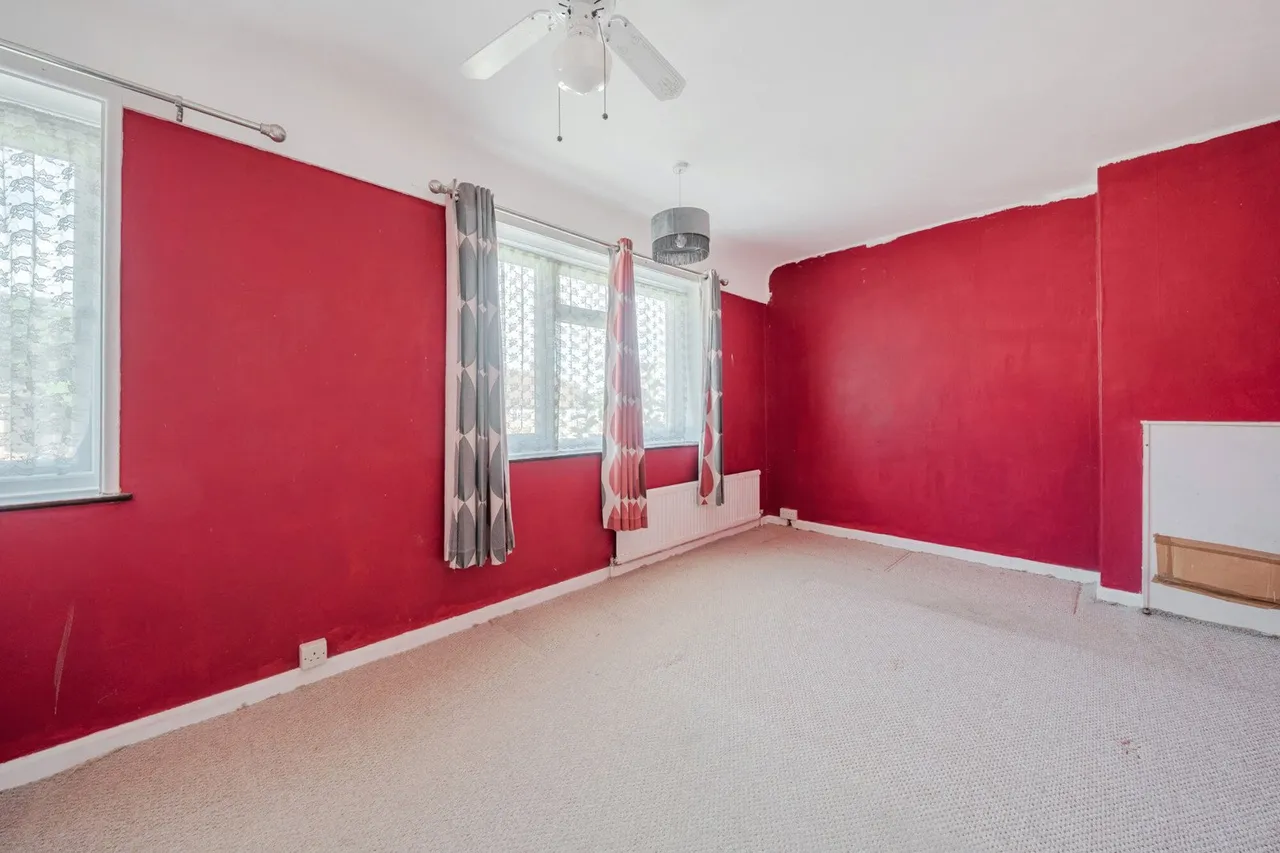 Beaconsfield Road, SE9, photo 11