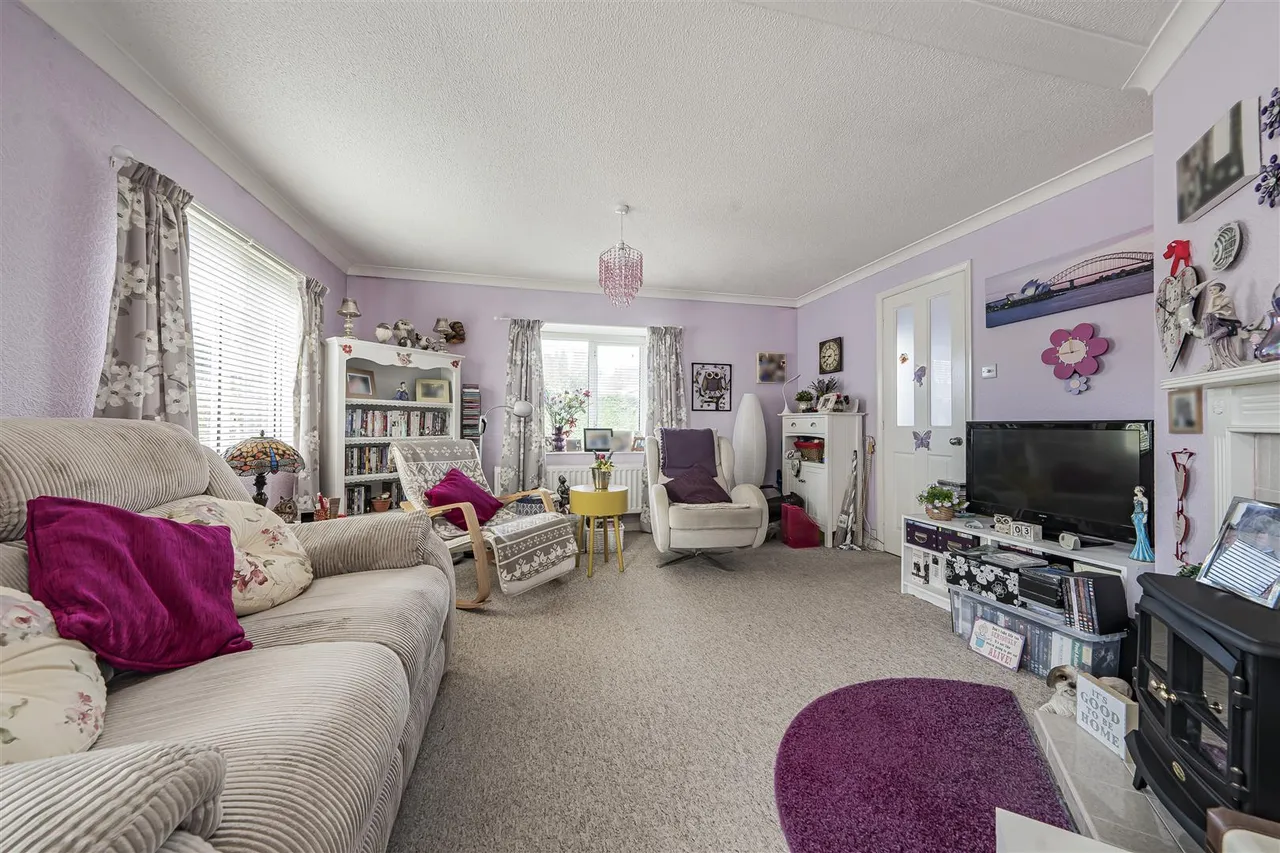 Willows Riverside Park, Windsor, Berkshire, SL4 5UU, photo 8