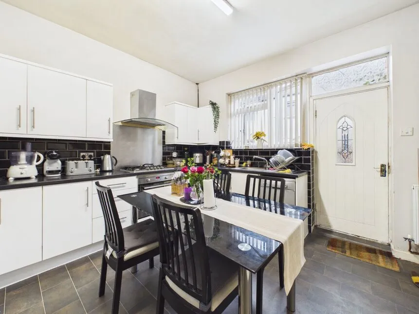 Alexandra Street, Ashton-under-Lyne, Greater Manchester, OL6, photo 5