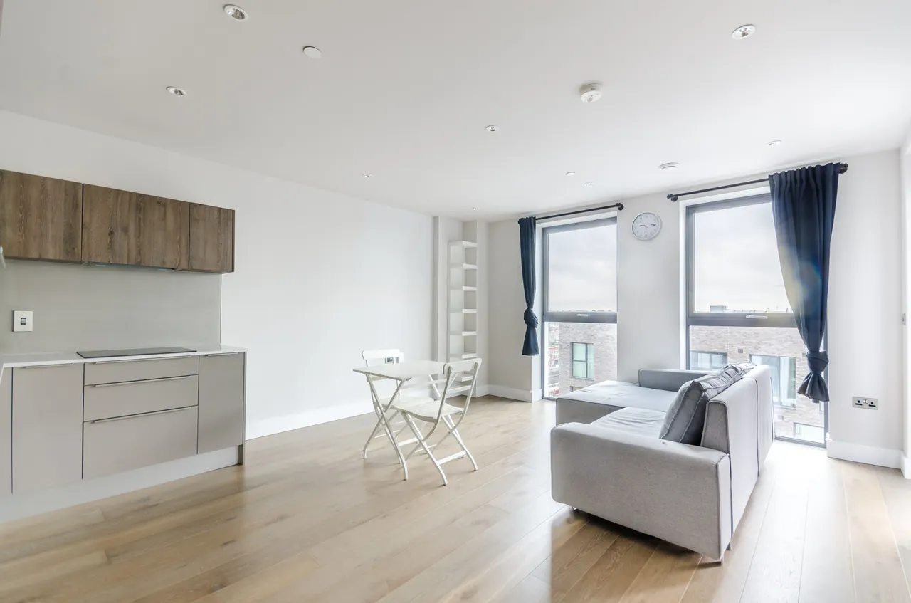 Apartment 45, Brogan House, 9 St. Josephs Street, London, photo 3