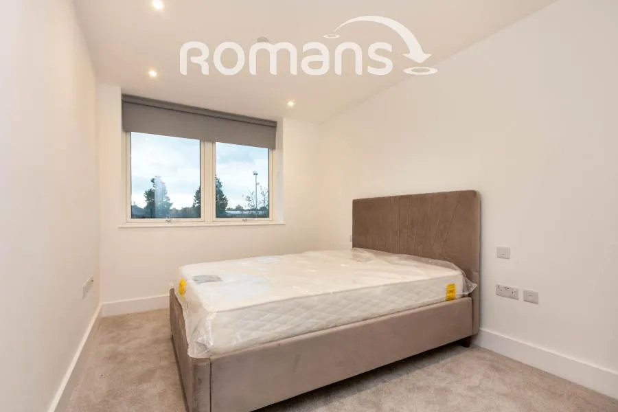 Lyon Way, Frimley, GU16, photo 5