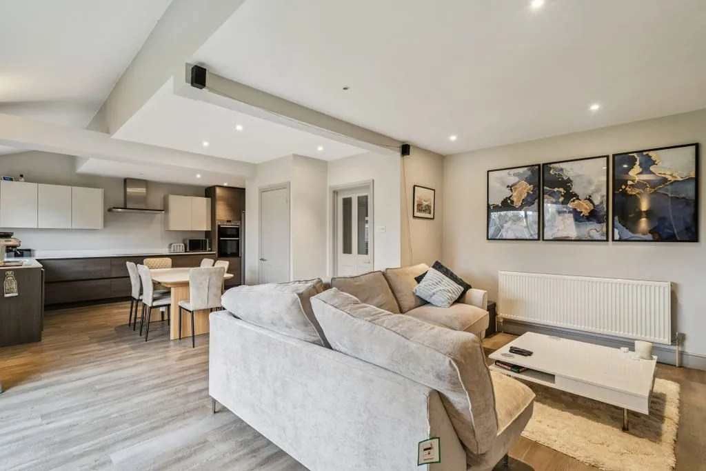 Fishermans Way, Bourne End SL8 5LX, photo 5
