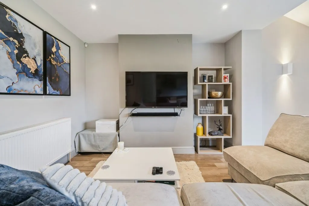 Fishermans Way, Bourne End SL8 5LX, photo 6