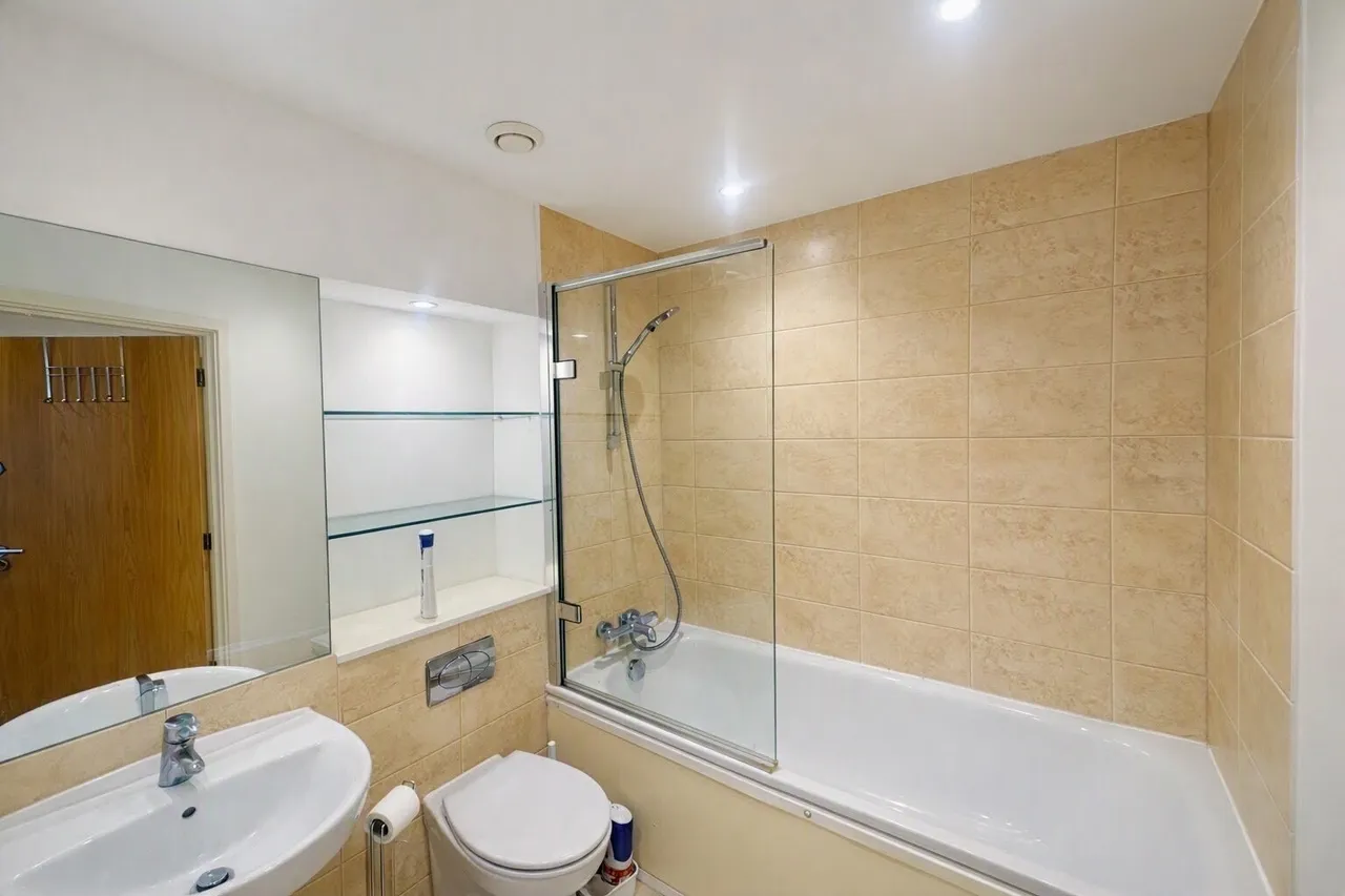 Admiralty Quarter, PO1, photo 5