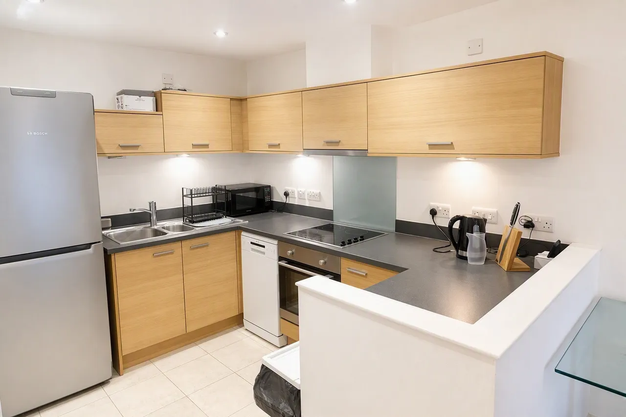 Admiralty Quarter, PO1, photo 3