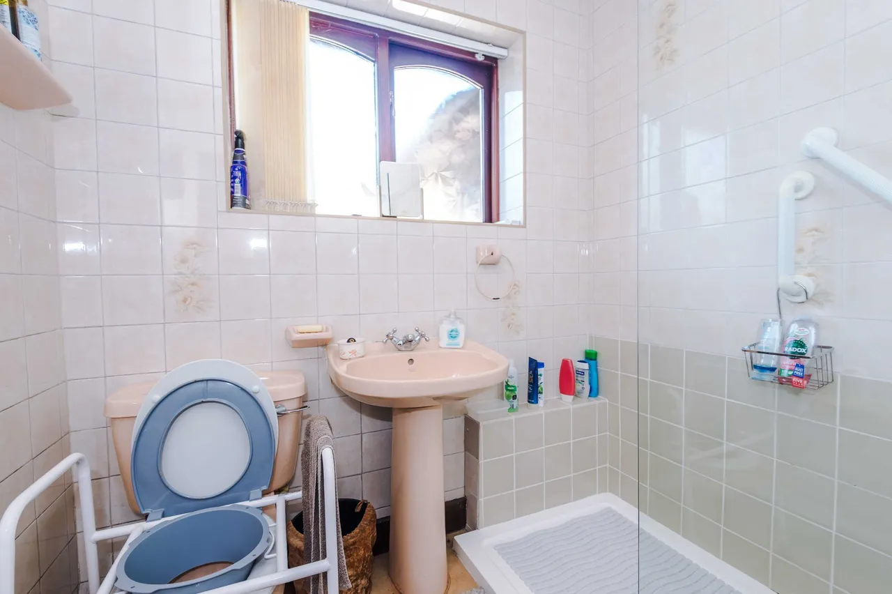 Heathmoor Avenue, Lowton, Warrington, Warrington, WA3 1HP, photo 18