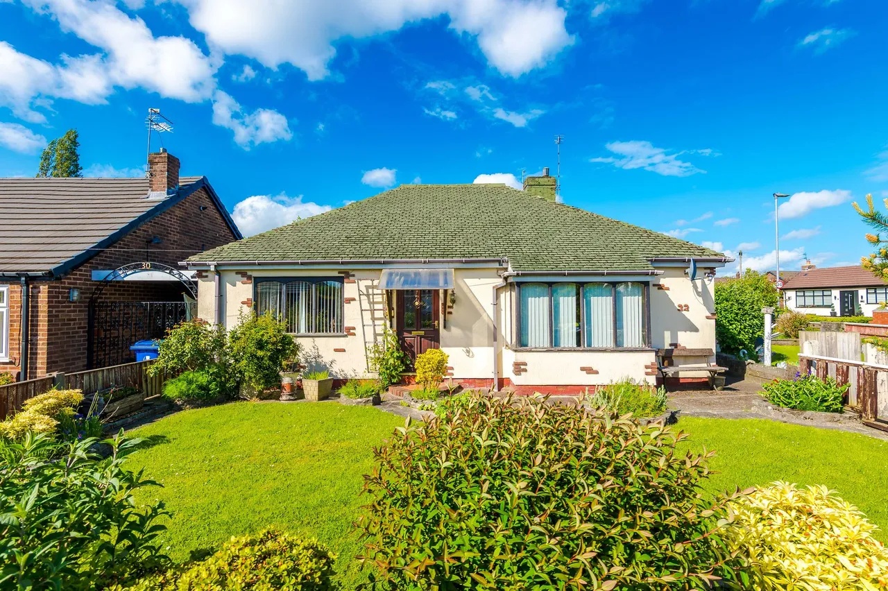 2 bed house for sale — Heathmoor Avenue, Lowton, Warrington, Warrington, WA3 1HP
