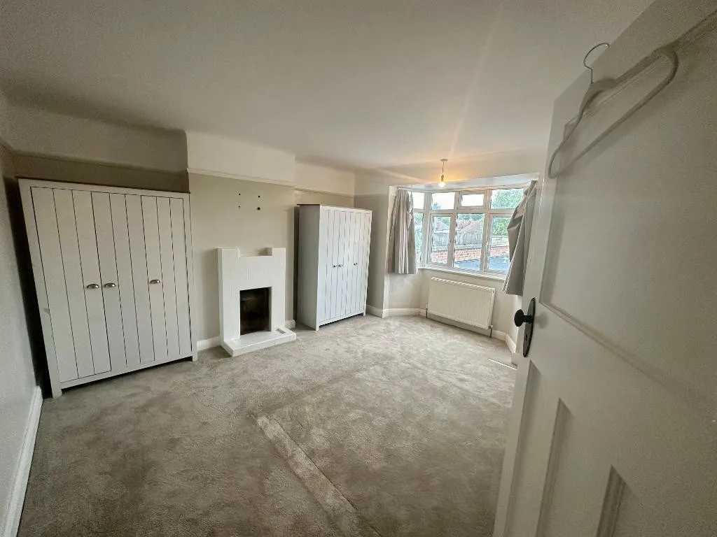 Limpsfield Road, Sanderstead, photo 6