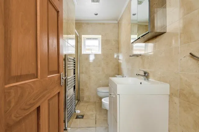Worthington Road, Surbiton, KT6, photo 9