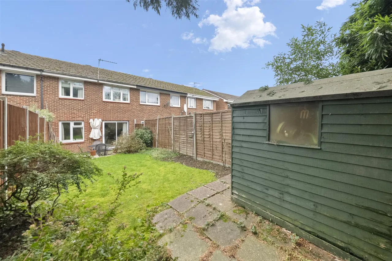 Chestwood Grove, Uxbridge, photo 6