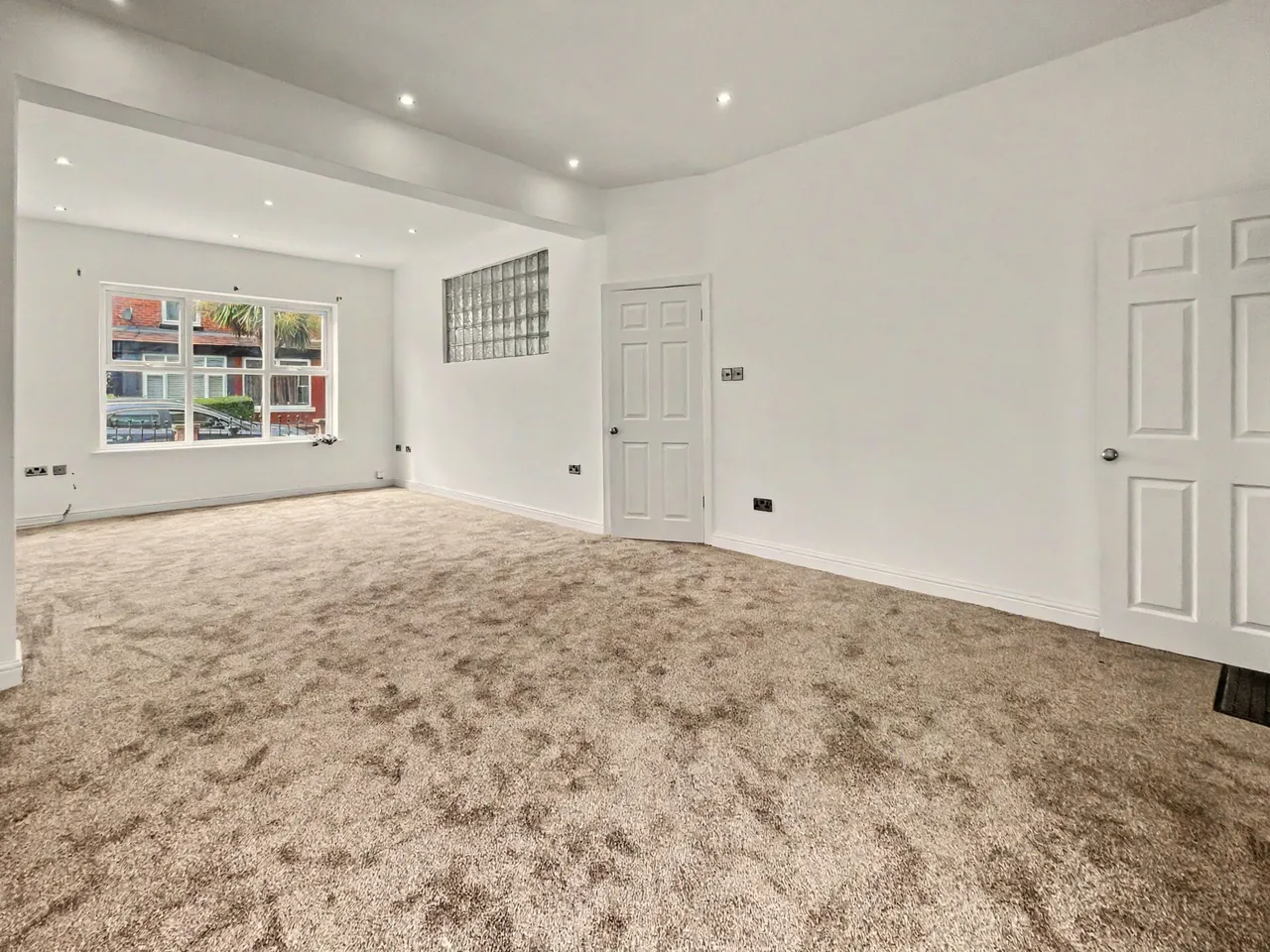 Egerton Street, Prestwich, M25, photo 3