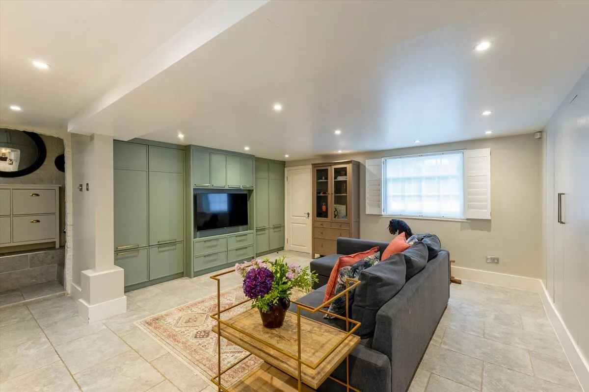 Clapham Manor Street, London, SW4, photo 8