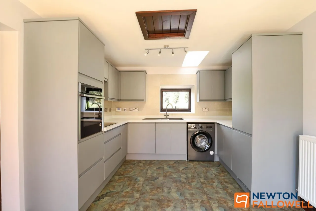 Fish Well Close, Skillington, NG33, photo 6