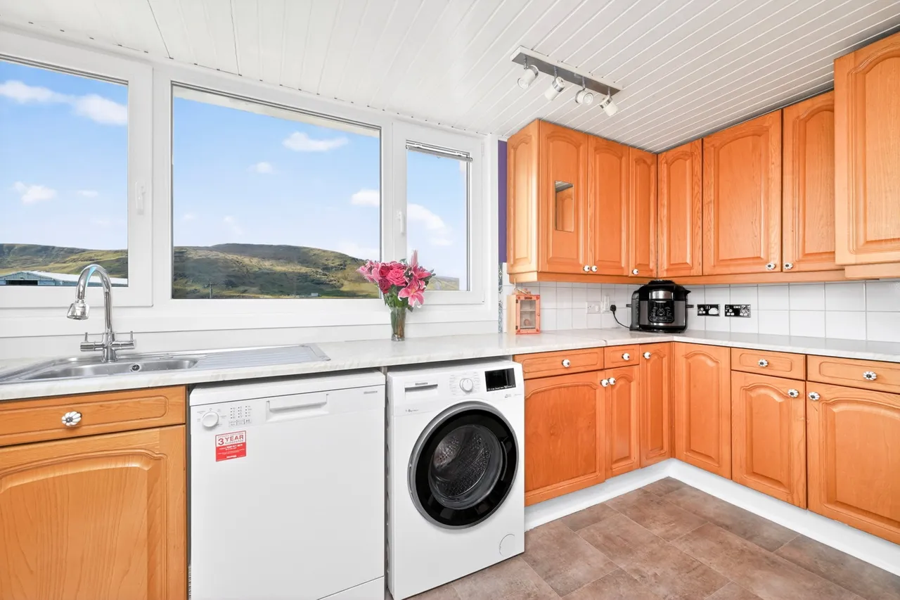 Burnsbrake, Cunningsburgh, Shetland, ZE2 9HF, photo 9