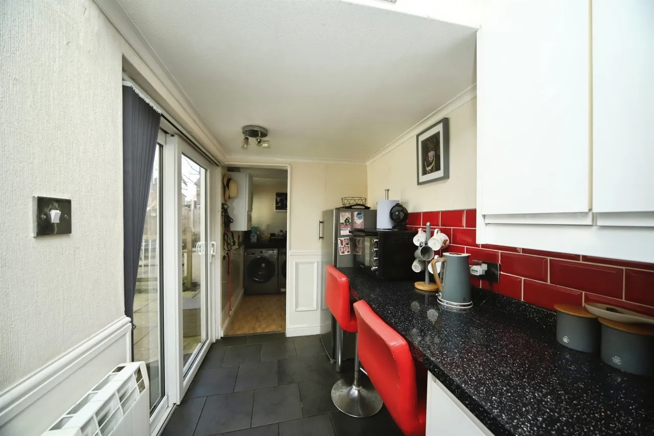 Cheddon Road, Taunton, TA2, photo 19