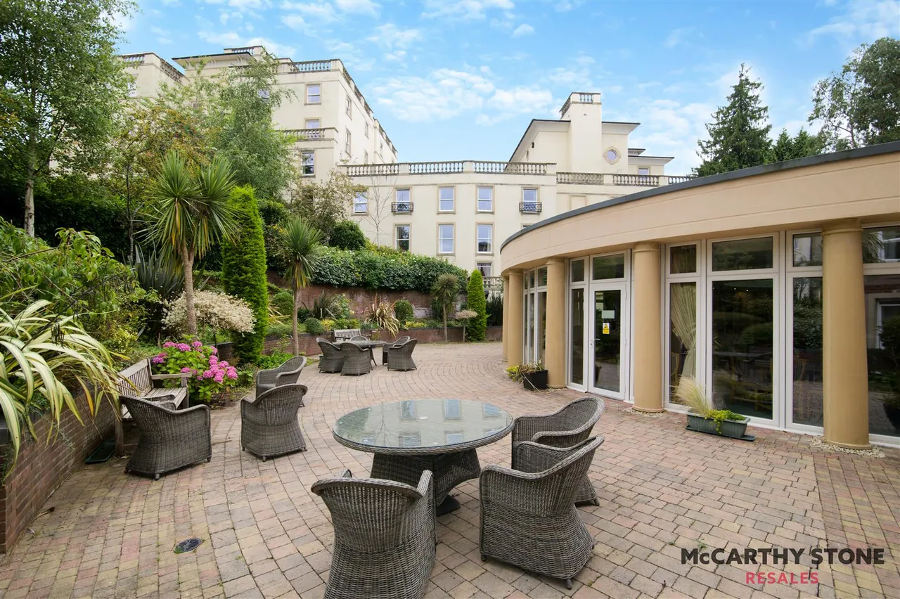 Victoria Road, Malvern, WR14, photo 13