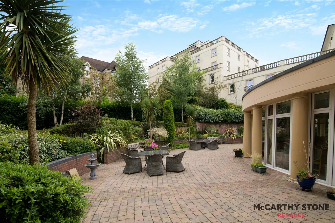 Victoria Road, Malvern, WR14, photo 14