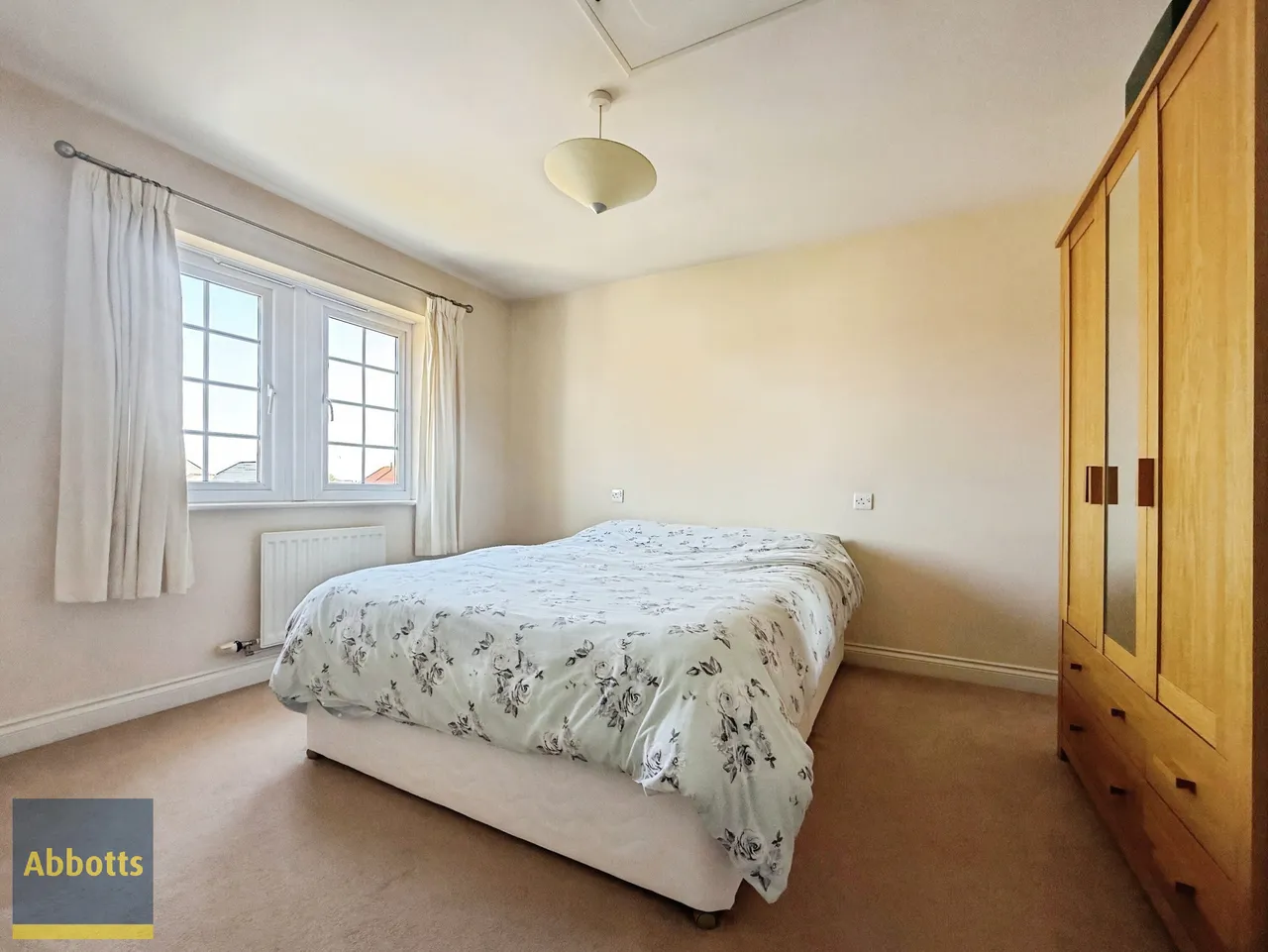 Longchamp Drive, Ely, photo 9