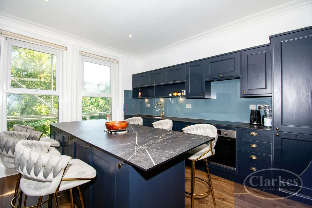 Carlton Road, Springbourne, photo 3