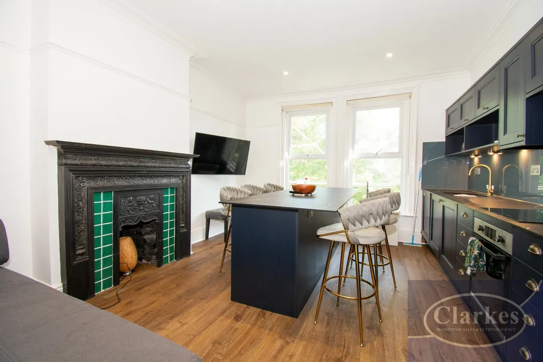 Carlton Road, Springbourne, photo 4