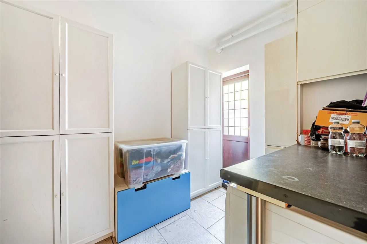 Gleeson Drive, Orpington, BR6, photo 17