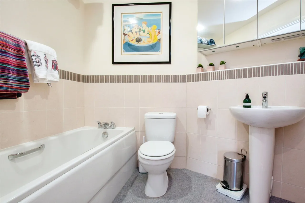 Commercial Road, Bournemouth, BH2, photo 6