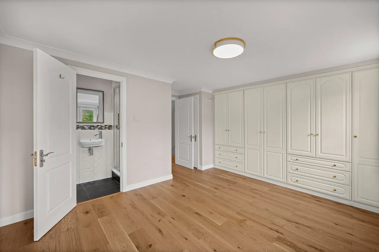Schooner Close, London, E14, photo 8