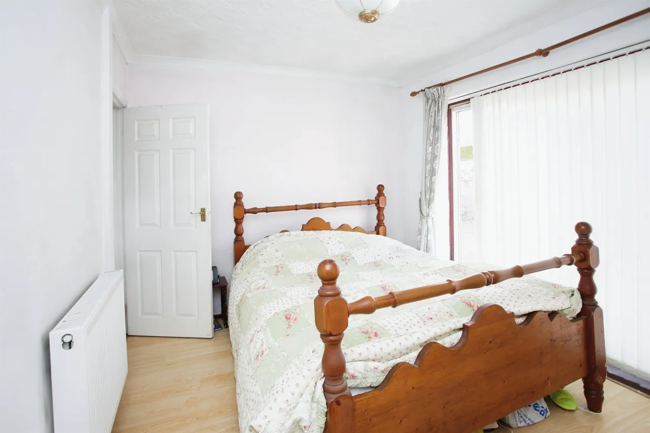 York Drive, Pontypridd, CF38, photo 13
