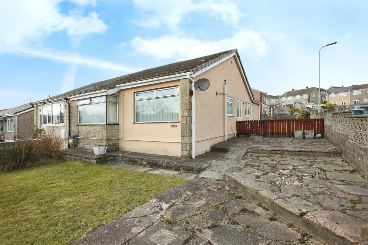 York Drive, Pontypridd, CF38, photo 5