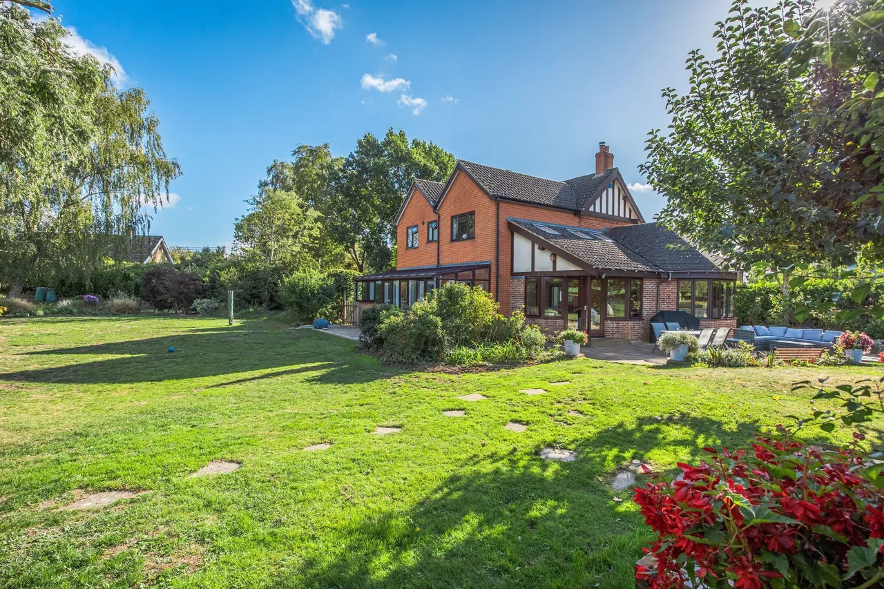 4 bed house for sale, Church Lane, Swannington, NR9