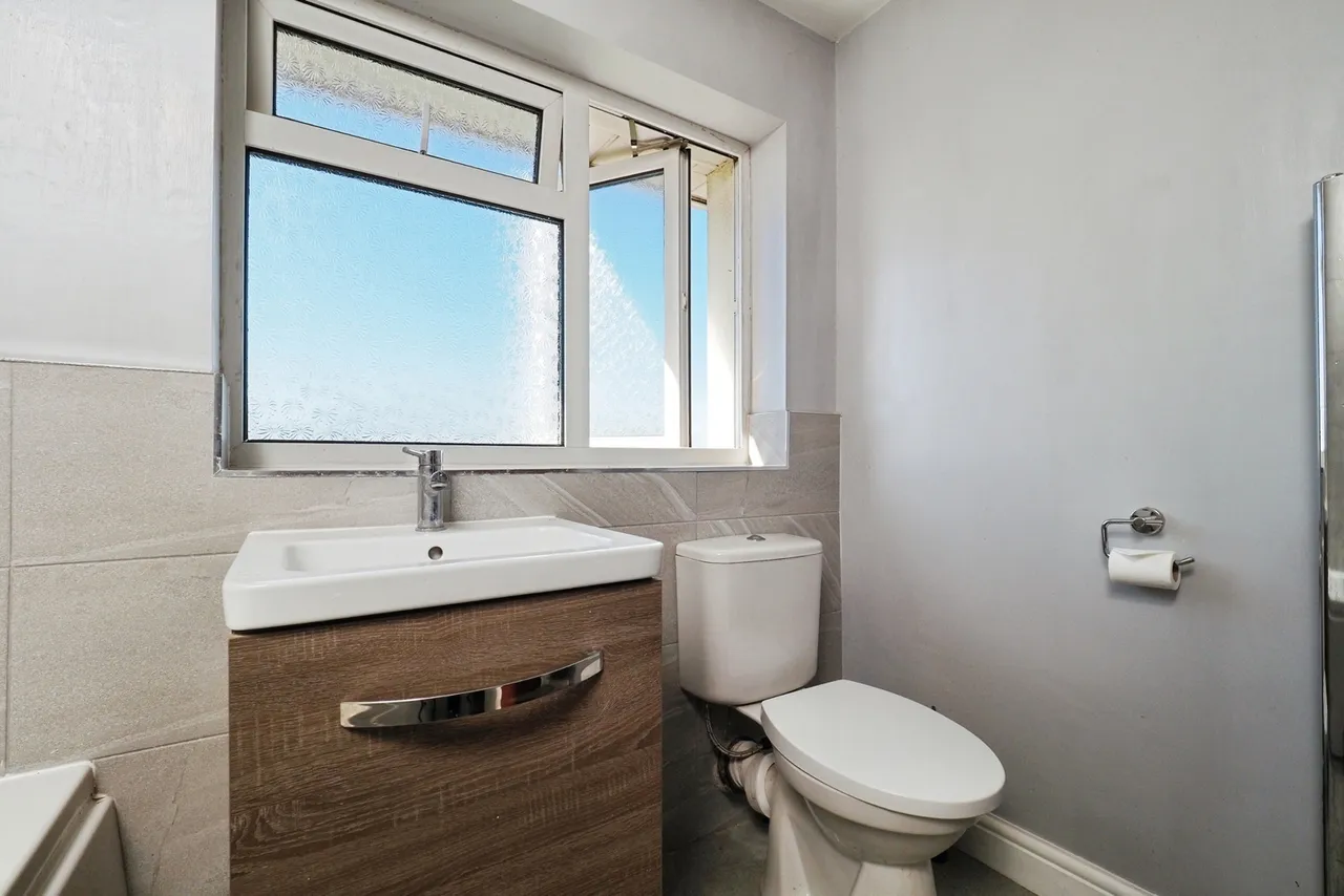 Summerwood Lane, Nottingham, Nottinghamshire, NG11, photo 16