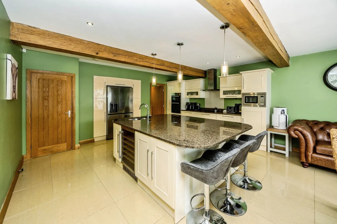 Saddleworth Road, Halifax, HX4, photo 6