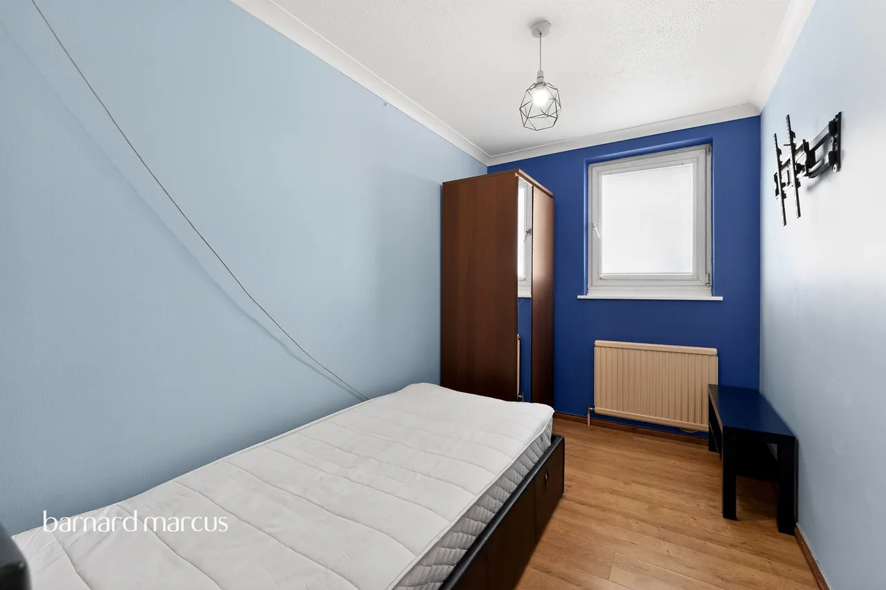 Swan Lane, London, N20, photo 6