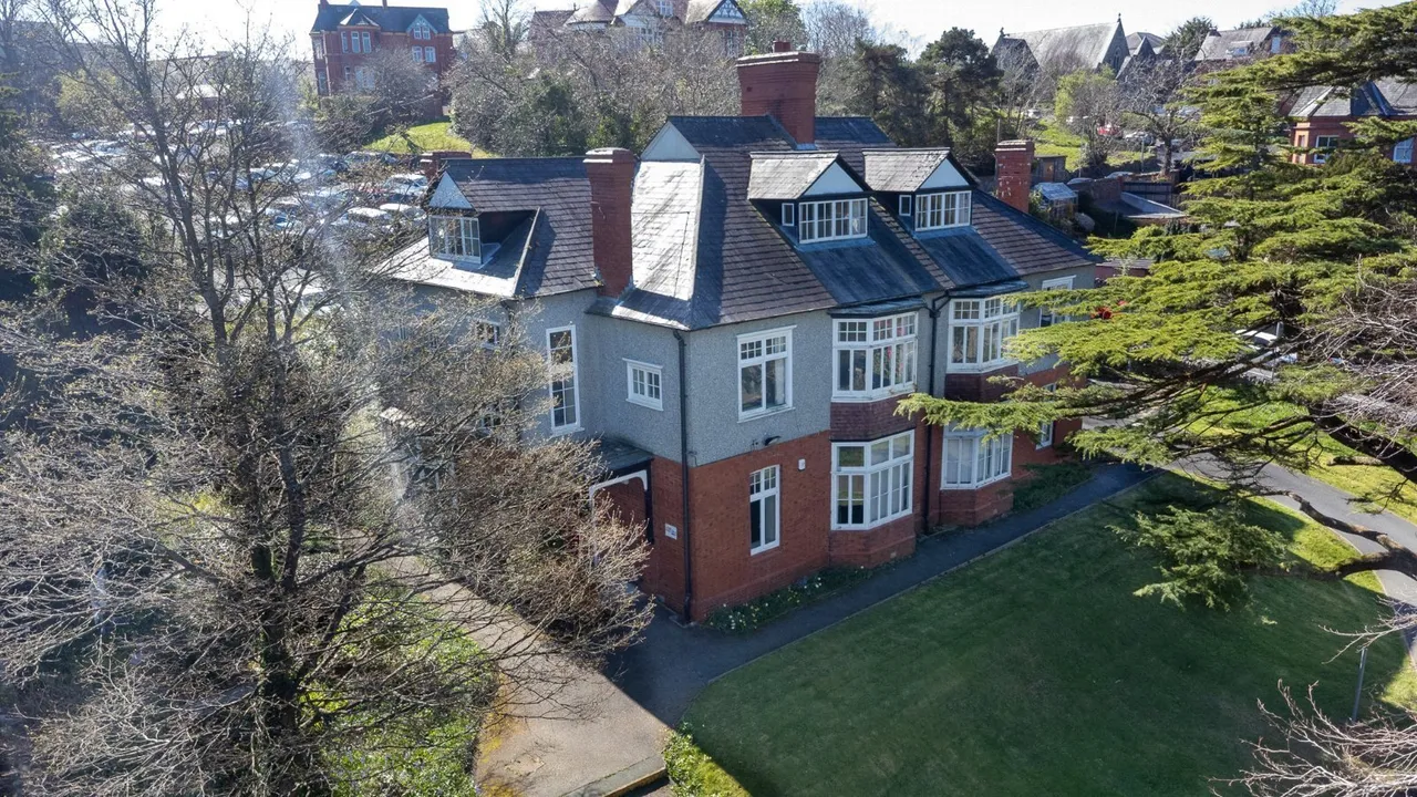 Siliwen Road, Bangor, LL57, photo 3