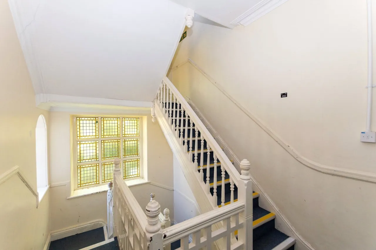 Siliwen Road, Bangor, LL57, photo 25