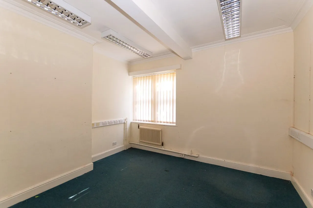 Siliwen Road, Bangor, LL57, photo 22