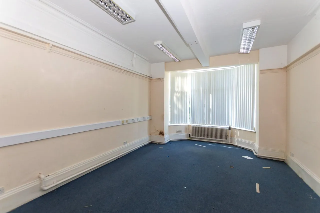 Siliwen Road, Bangor, LL57, photo 17