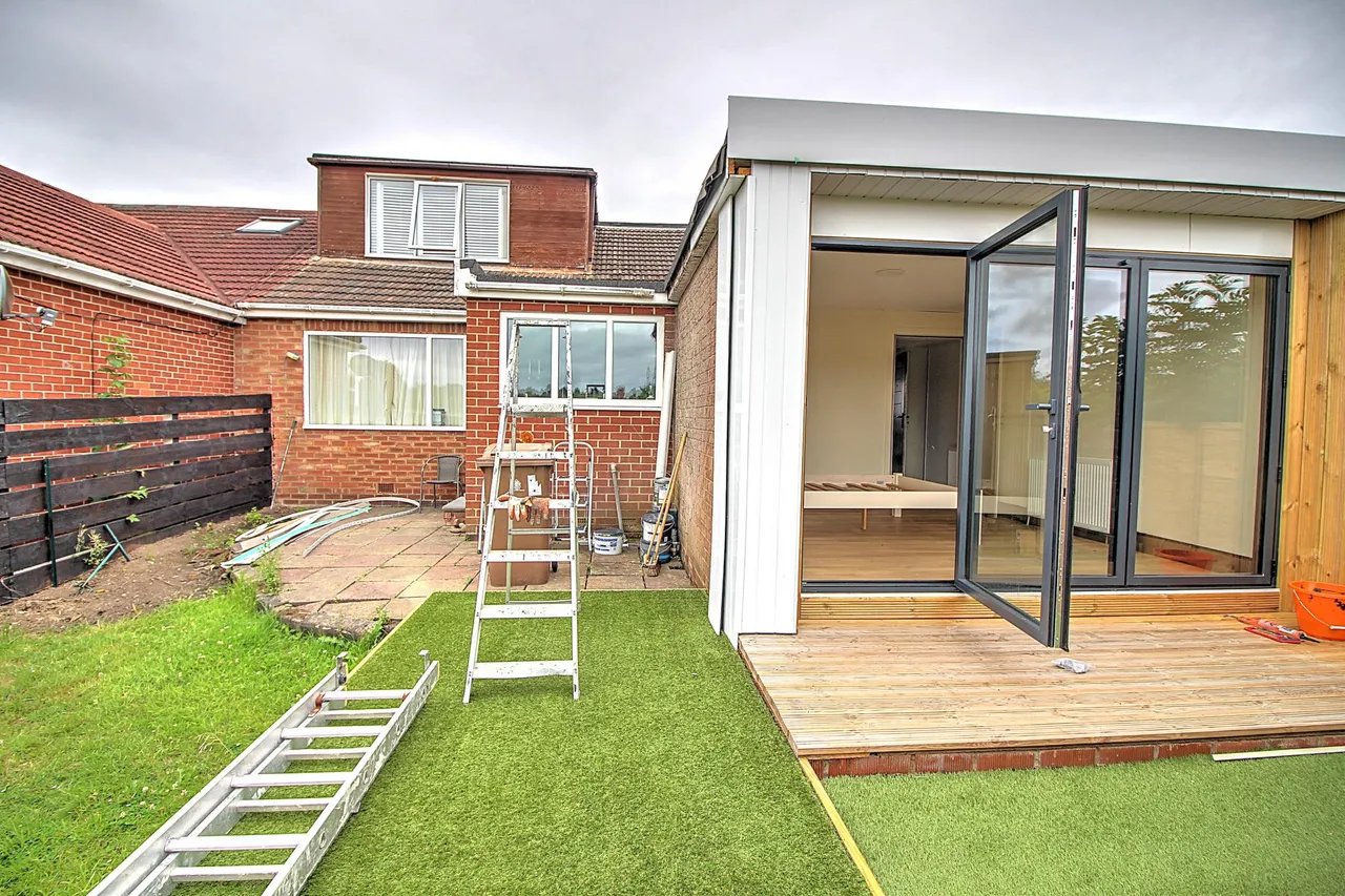 Rayleigh Drive, Newcastle Upon Tyne, NE13, photo 20
