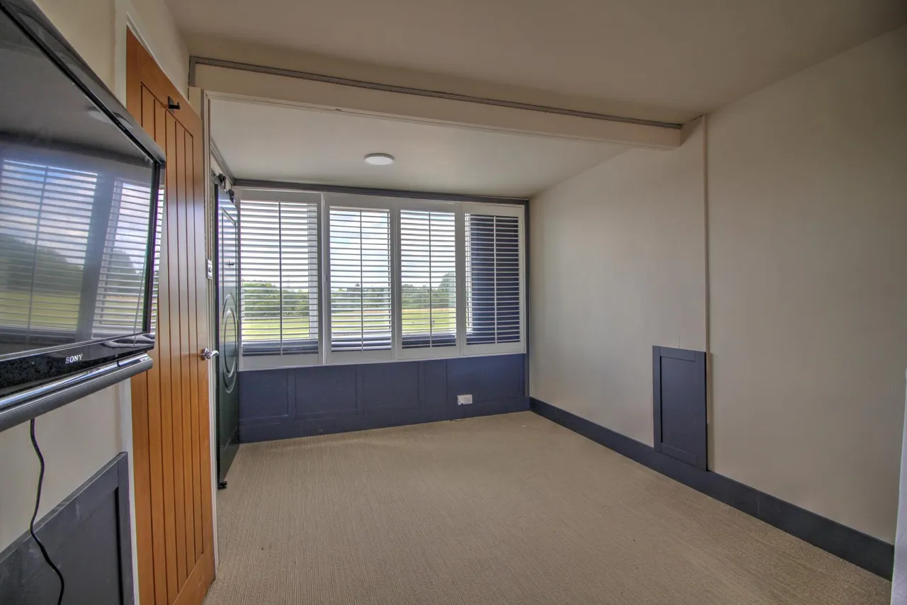 Rayleigh Drive, Newcastle Upon Tyne, NE13, photo 18